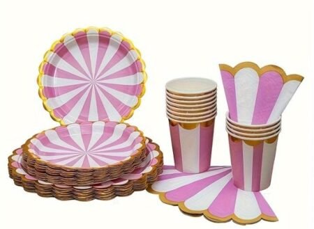 SET DE FIESTA PLATOS,VASOS Y PAPEL TOALLA COLOR ROSA