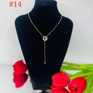 Cadena de acero dorada