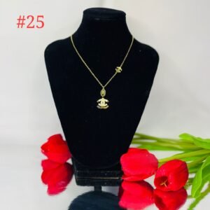Cadena de Acero Dorada