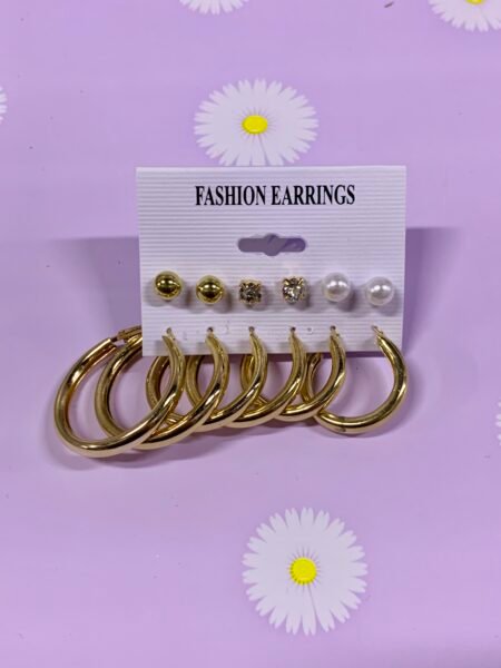 set de aretes de fantasia dorados