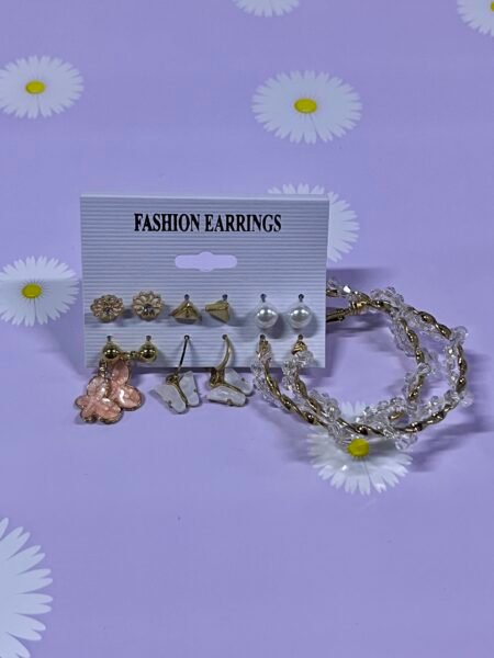Set de aretes de fantasia dorado