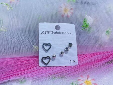 Set de aretes plateado corazon liso