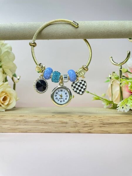 Pulsera Dorada con Reloj estilo pandora