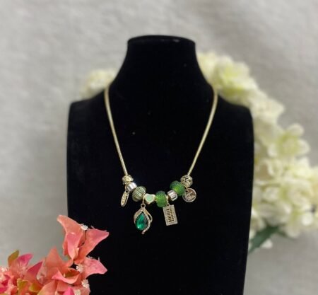 Collar Estilo Pandora con perla verde (Fantasia Premium)