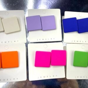 ARETES CUADRADOS DE COLORES