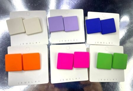 ARETES CUADRADOS DE COLORES